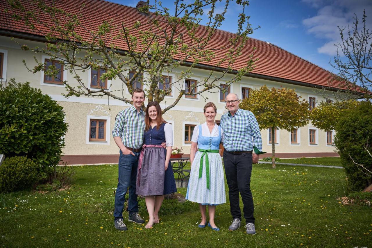 Hochhubergut Villa Aschach an der Steyr Exterior photo